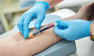 Kiedy zrobić próby wątrobowe w ciąży? Objawy, które mogą zaskoczyć